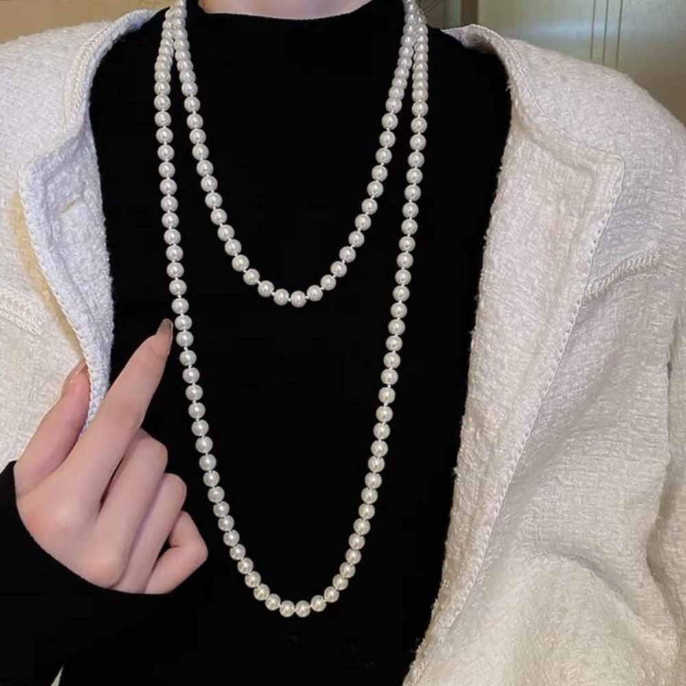 Elegant Pearl Necklace